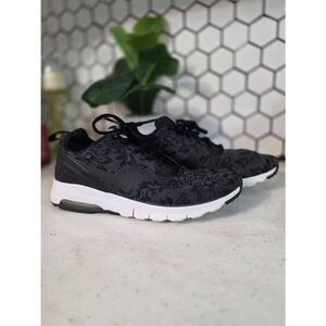 Nike Women's Air Max Motion Running Shoes Size 8.5